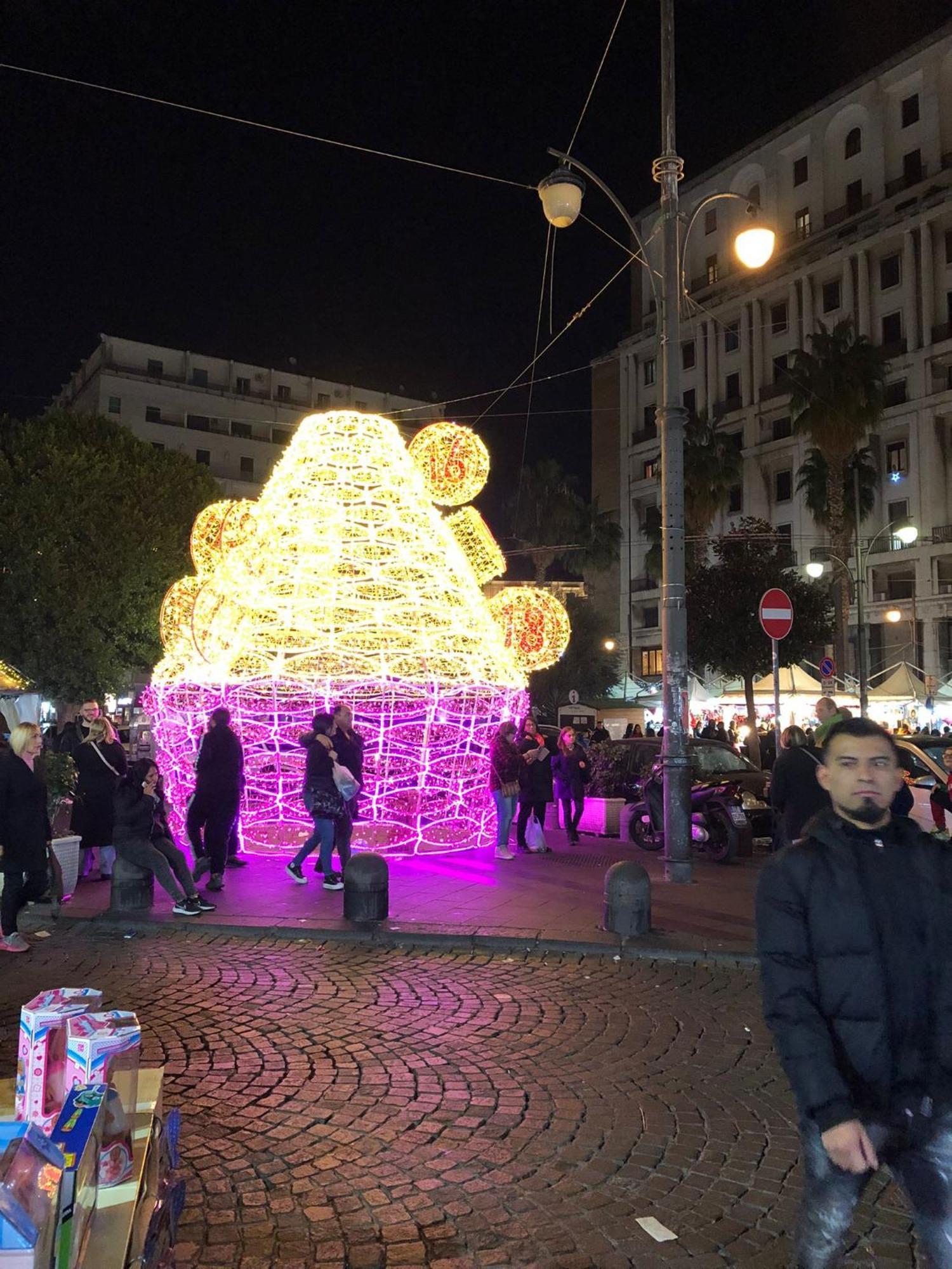 Piazza Carita' Centro Storico Apartment Наполи Екстериор снимка